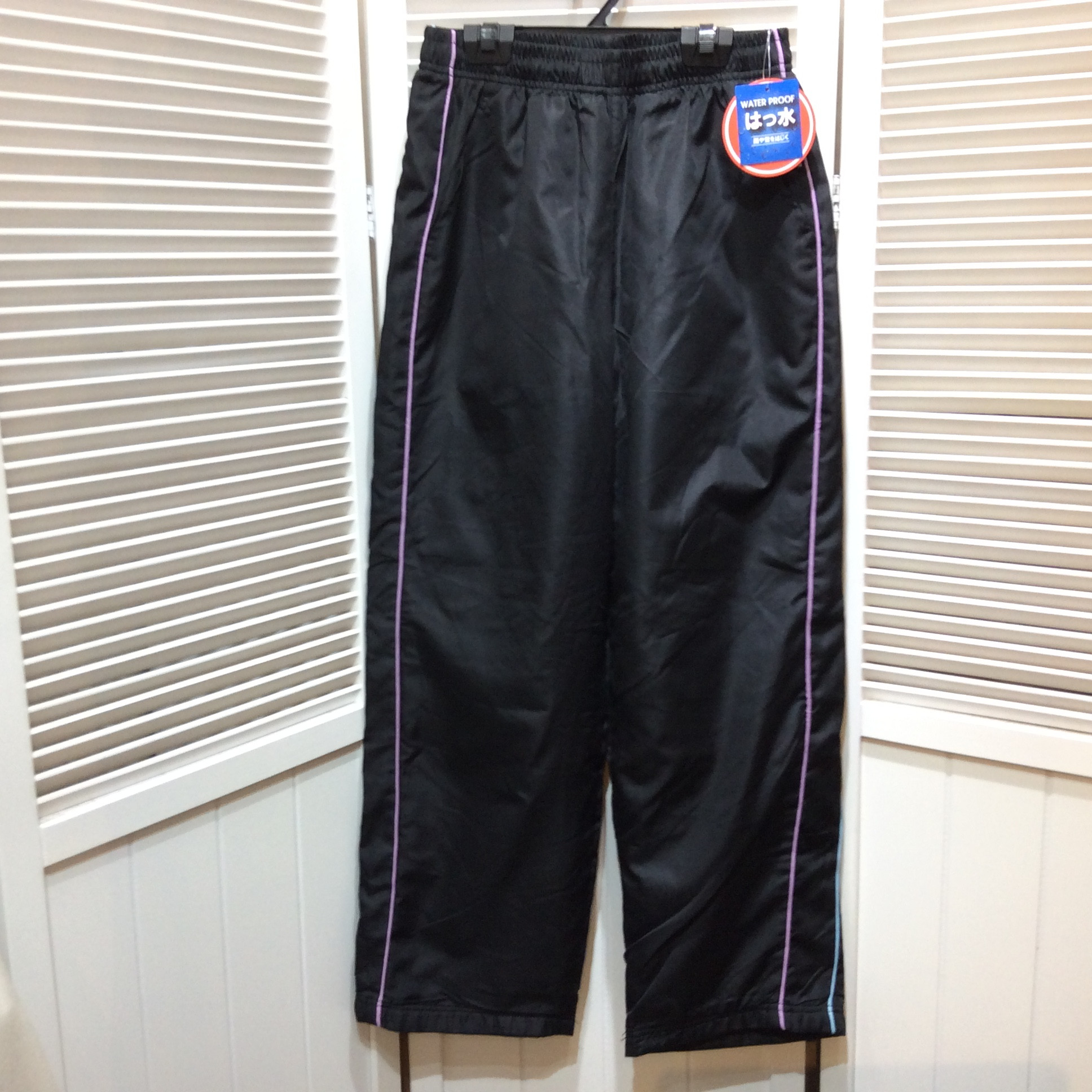 新品 はっ水 ナイロンパンツ 婦人 M  ブラック