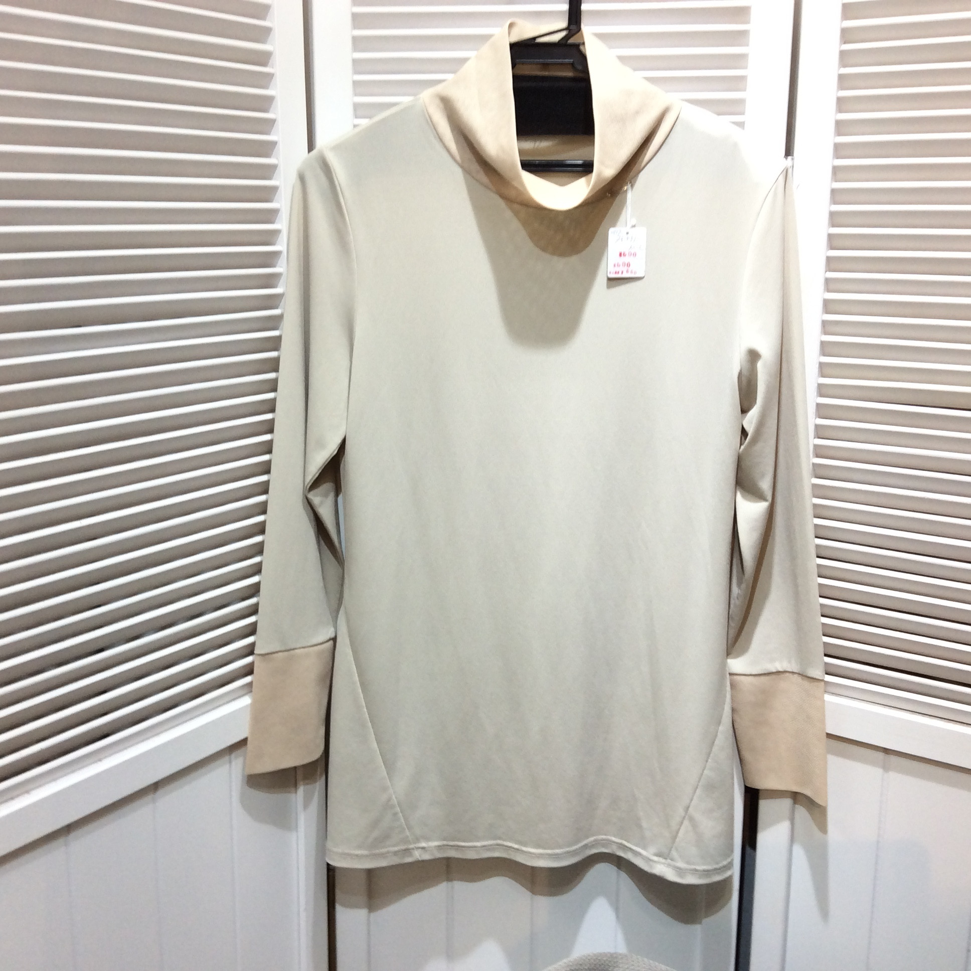 タートル カットソー  M〜L  アイボリー  美品