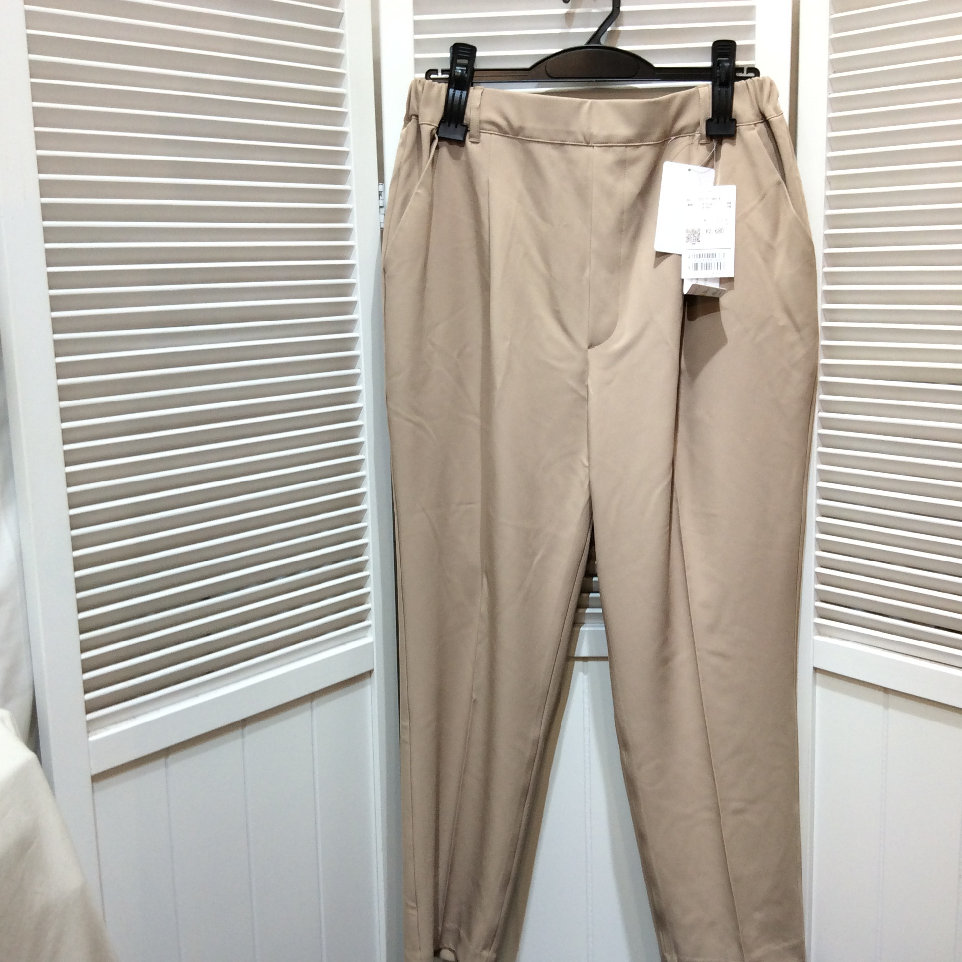 未使用 接触冷感パンツ  LL  ベージュ
