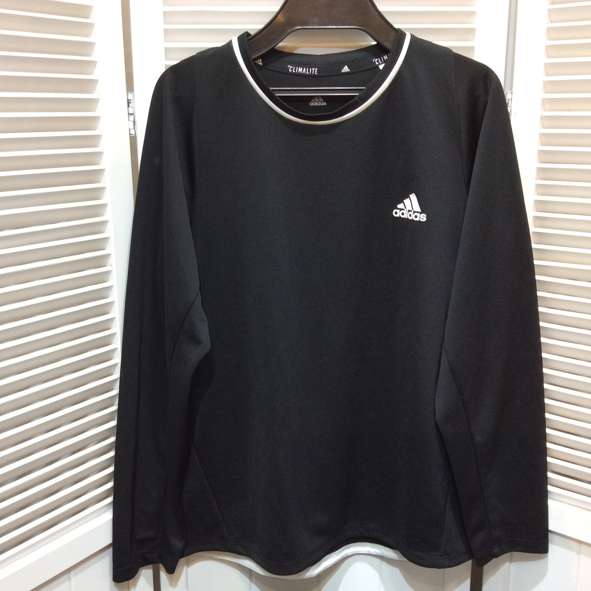 アディダス 長袖Tシャツ  L 黒