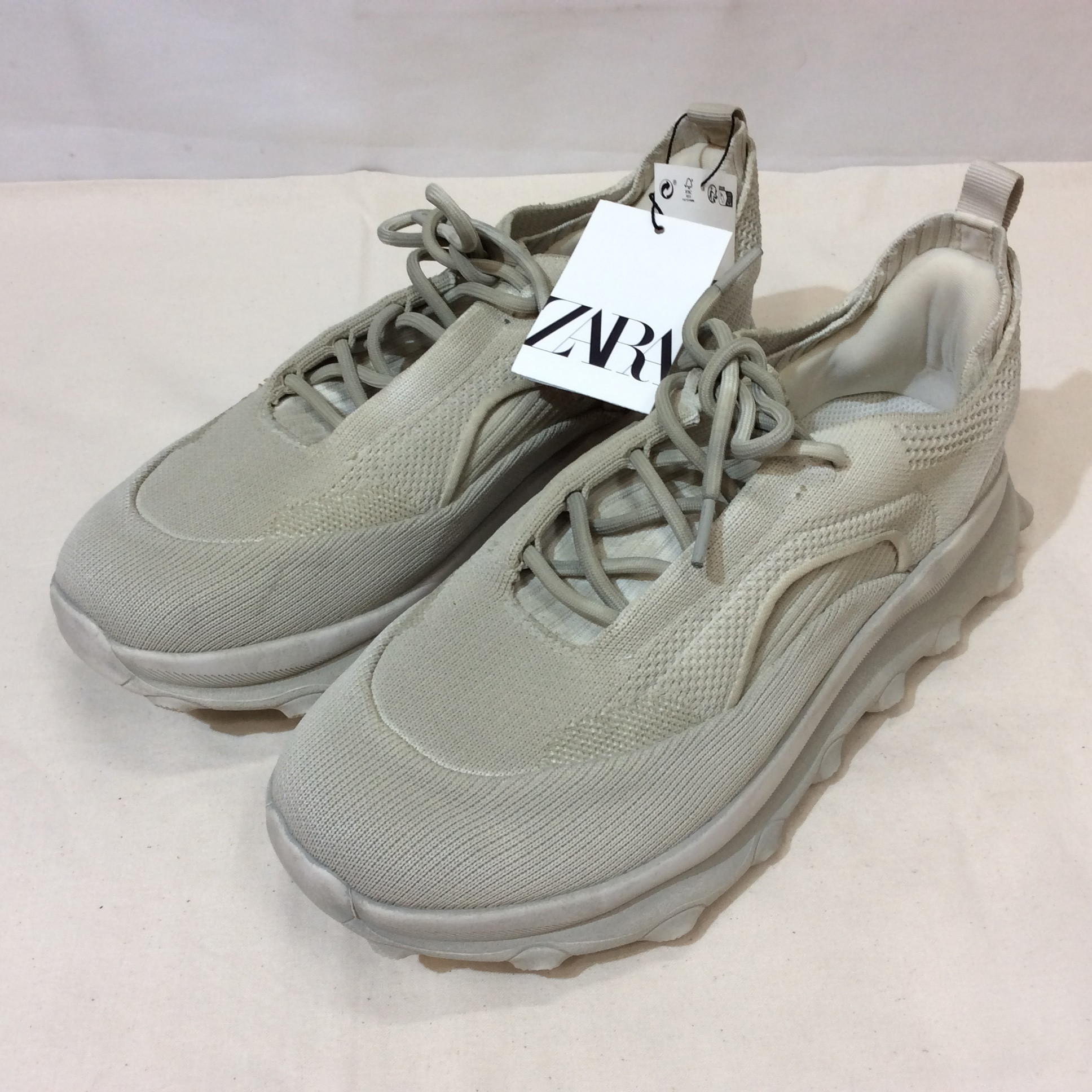 未使用☆ZARA ザラ チャンキーニットスニーカー 40 25.8cm グレージュ系