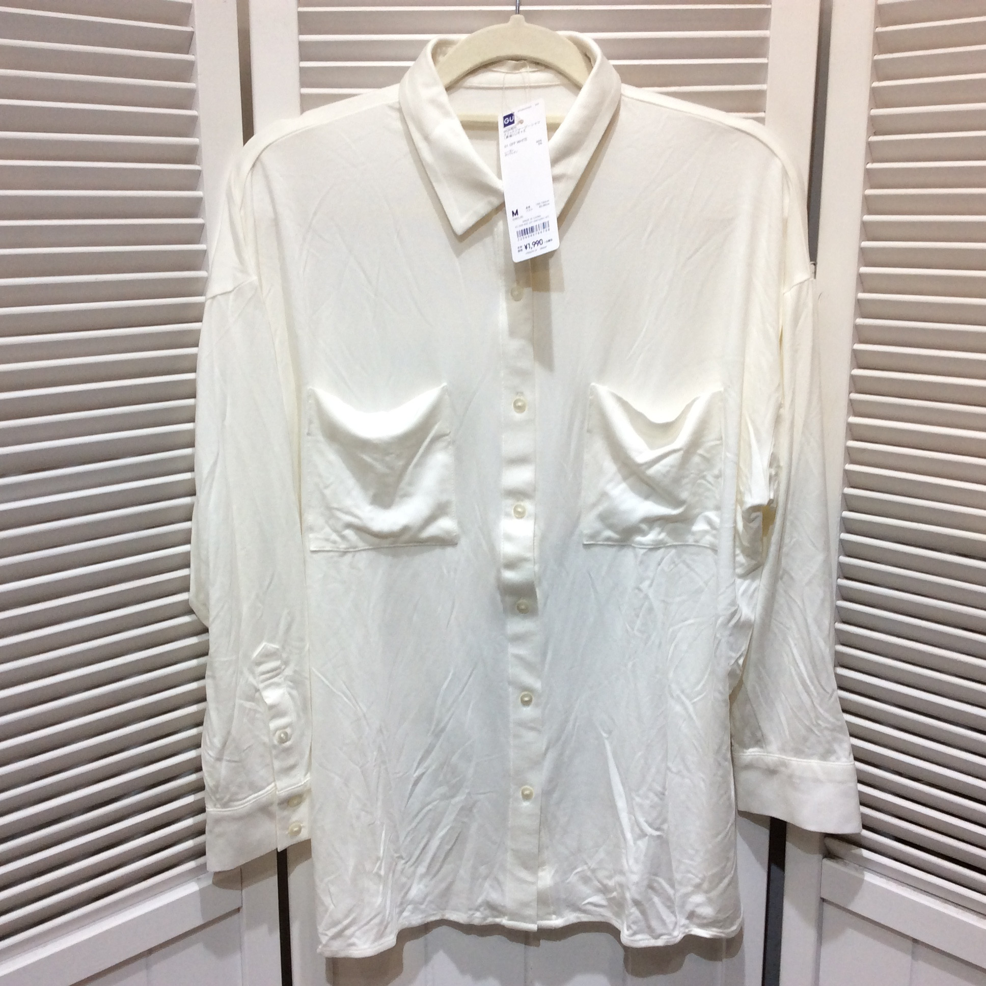 未使用☆GU ジーユー WOMEN スリットジャージーシャツ(長袖) M オフホワイト