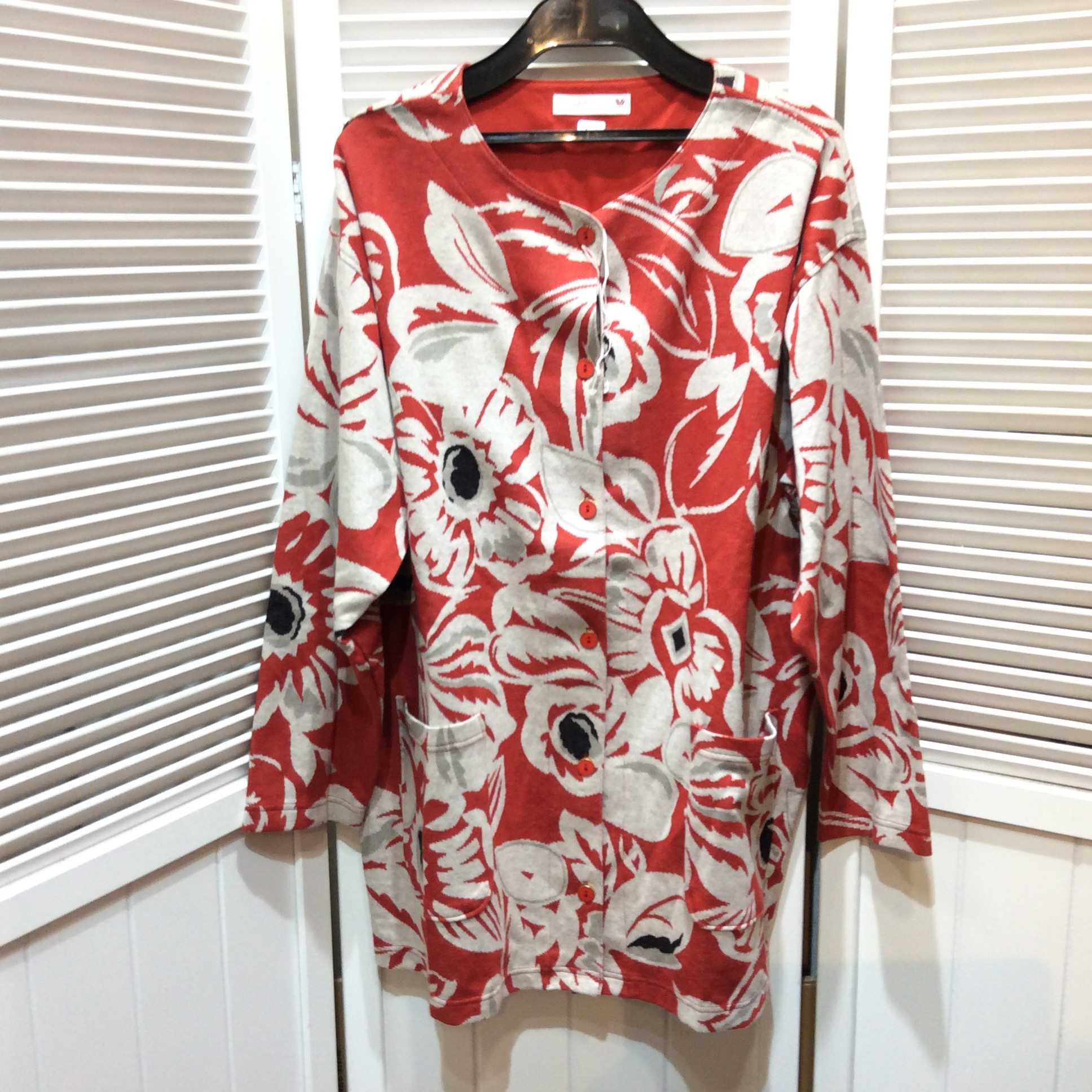 新品 ワコール ILE SAINT LOUIS ルームカーディガン L レッド柄