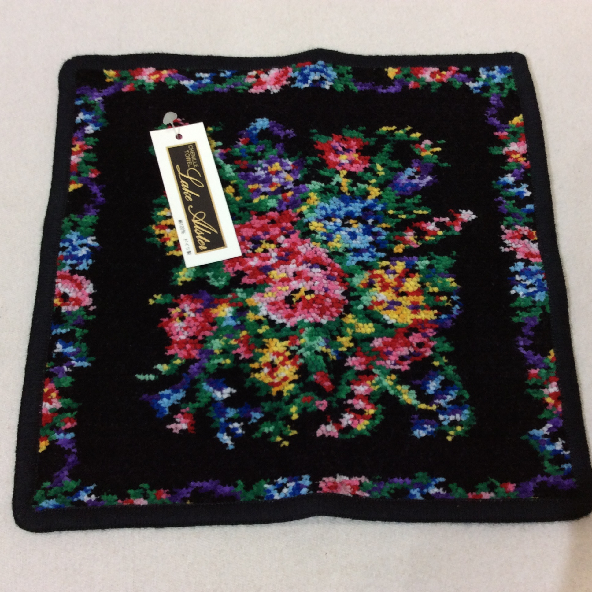 未使用☆Lake Alster レイクアルスター タオルハンカチ ブラック花柄 21cm