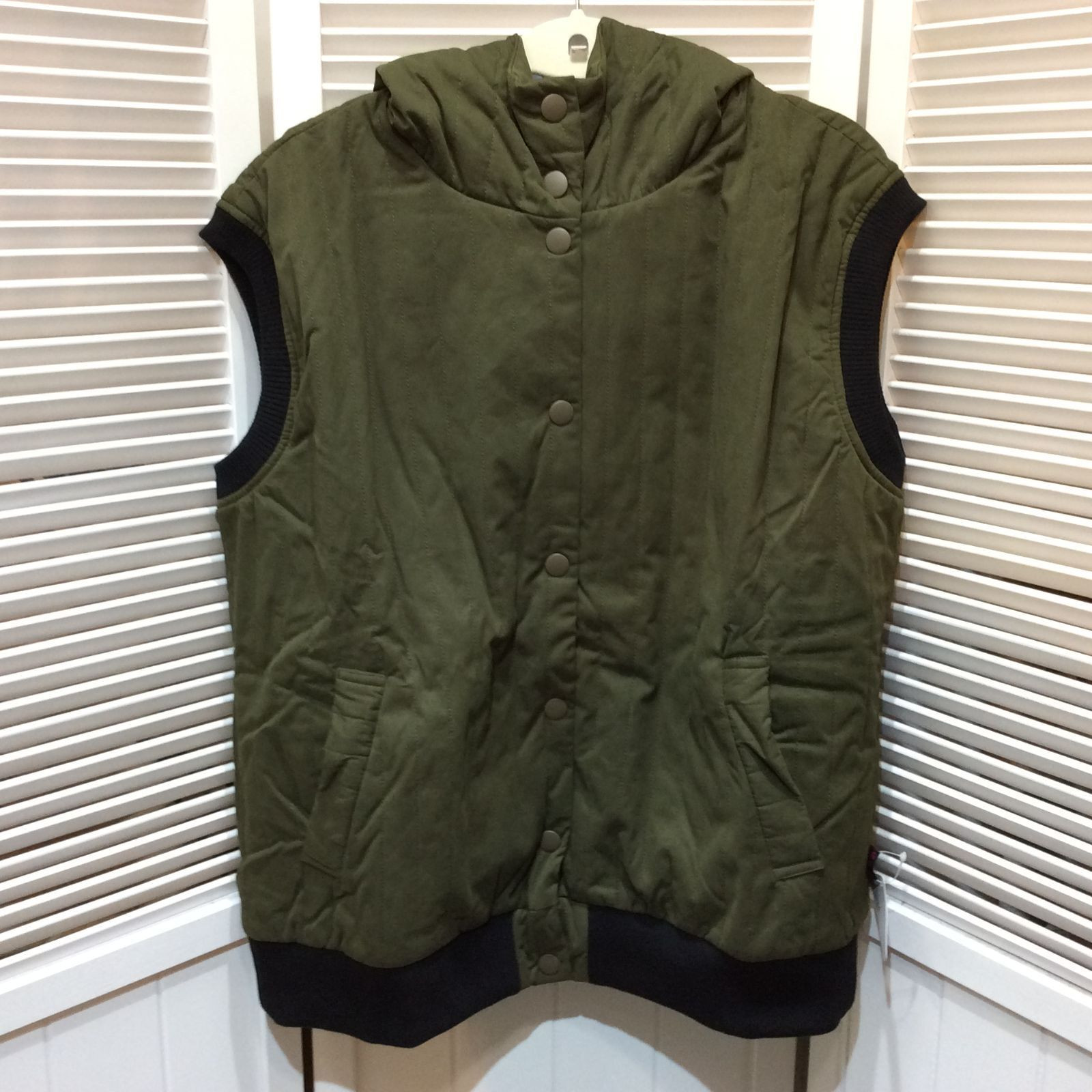 新品☆レディース カポックフードベスト L カーキ