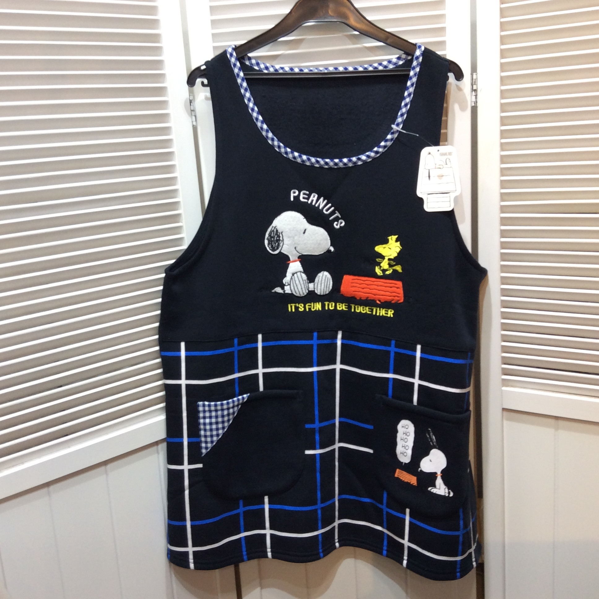 新品 スヌーピー  エプロン  M〜L  ブラック