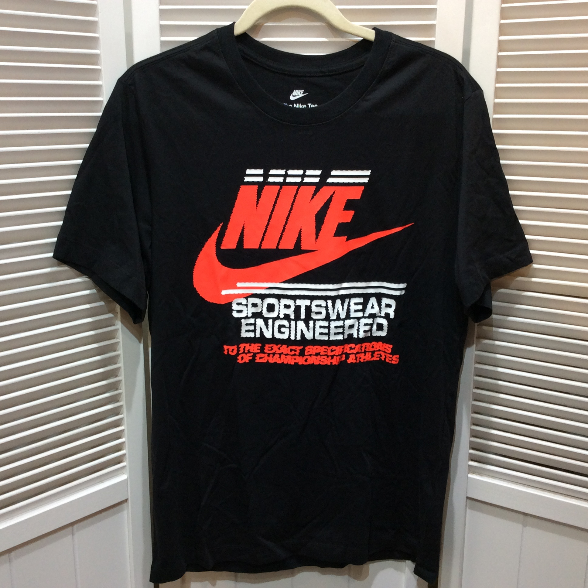 未使用☆NIKE ナイキ NSW 6MO フューチュラ Tシャツ L ブラック HQ9158