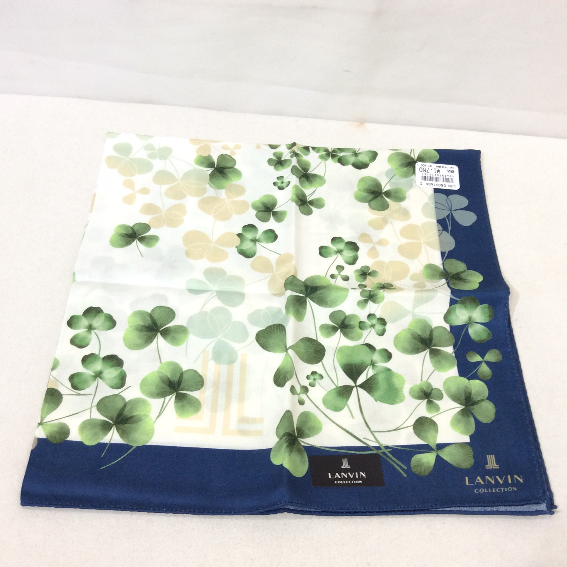 新品 ランバン 大判ハンカチ  四つ葉 