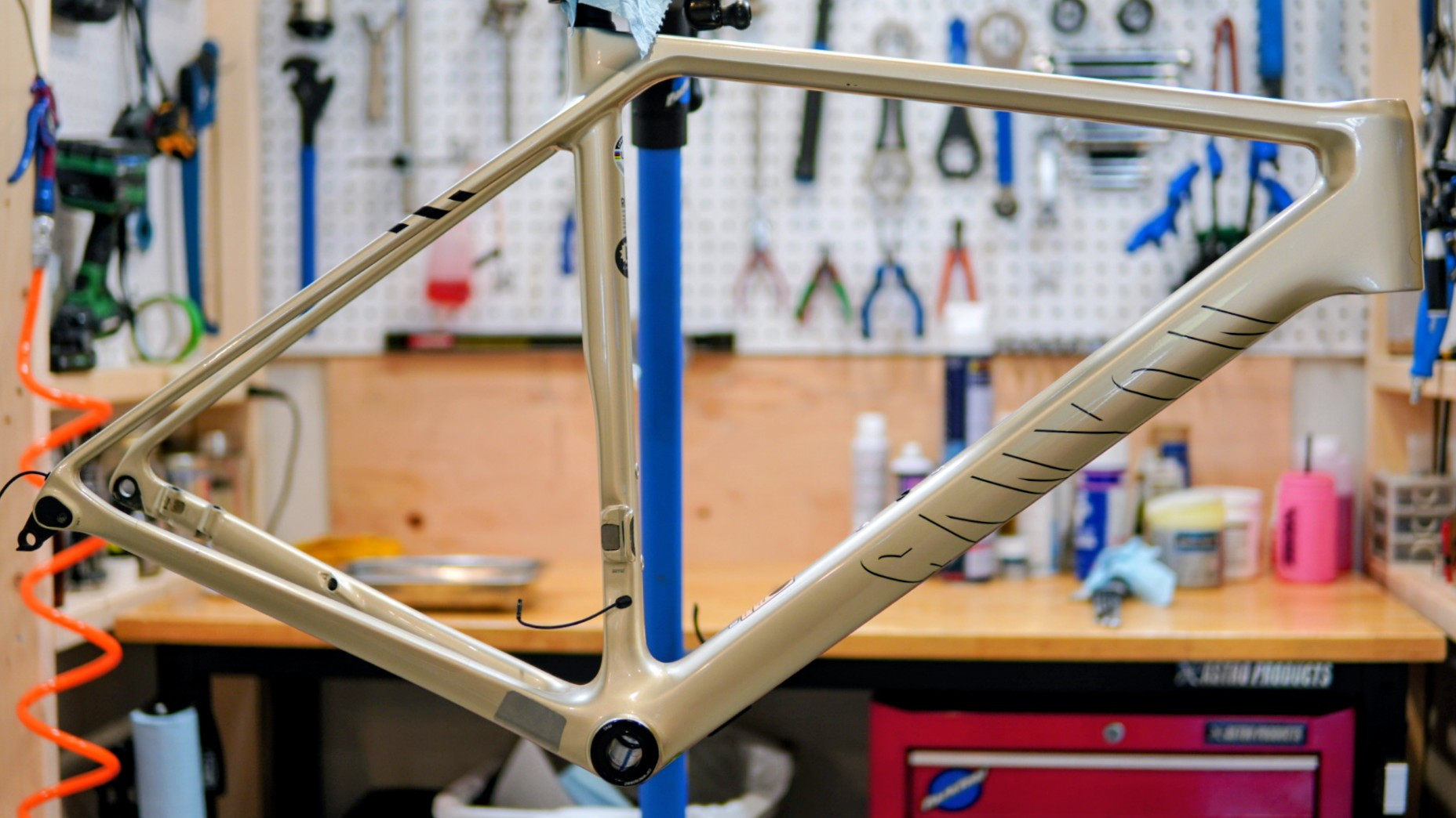 CANYON ULTIMATE CFR オーバーホール