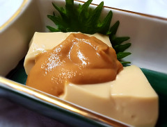 自家製 ごまたっぷり胡麻豆腐柚子味噌かけ