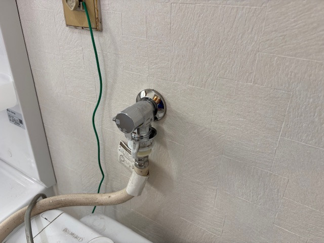 洗濯水栓施工後.jpg