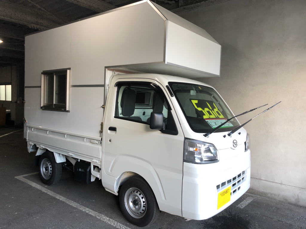 中古車情報 福岡県飯塚 市 ハイエースベッドキット販売 Nv350ベッドキット ベッドキット 大人気のキャンピングカー仕様のライトキャンパーキット トランポキット販売 取付 快適 車中泊 バンライフ Vanlife