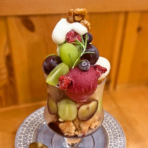 ぶどうとピスタチオのパルフェ.jpg