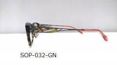 032GN2.jpg