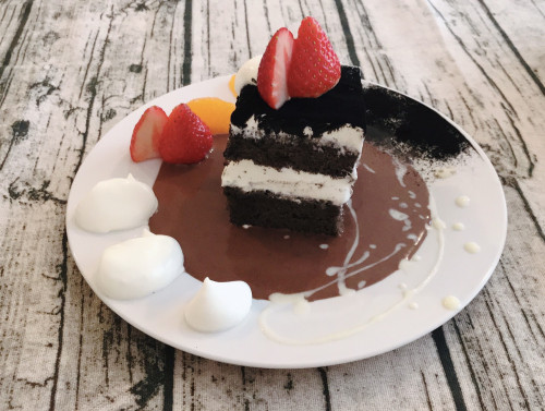 4/1(木)～3(土)は３日間営業ですよーおうっ👩🏼‍🍳👨🏻‍🍳！！ようやく通常時間営業に戻りますよーおうっ🎶↓