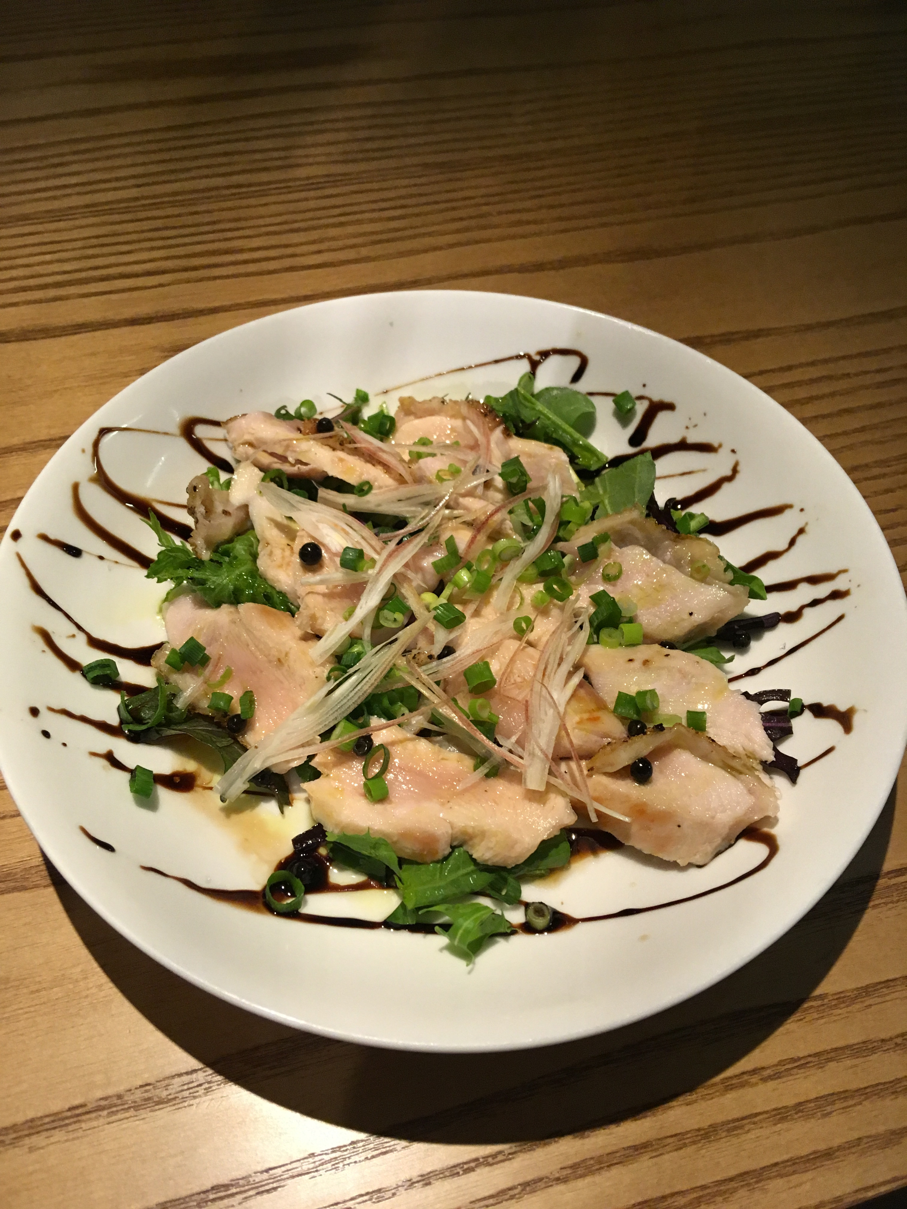 赤鶏むね肉のカルパッチョ - White Room Udon-Ya