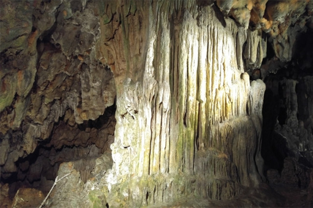 沖縄県の洞窟を気軽に楽しめるのは【CAVE OKINAWA】だけ