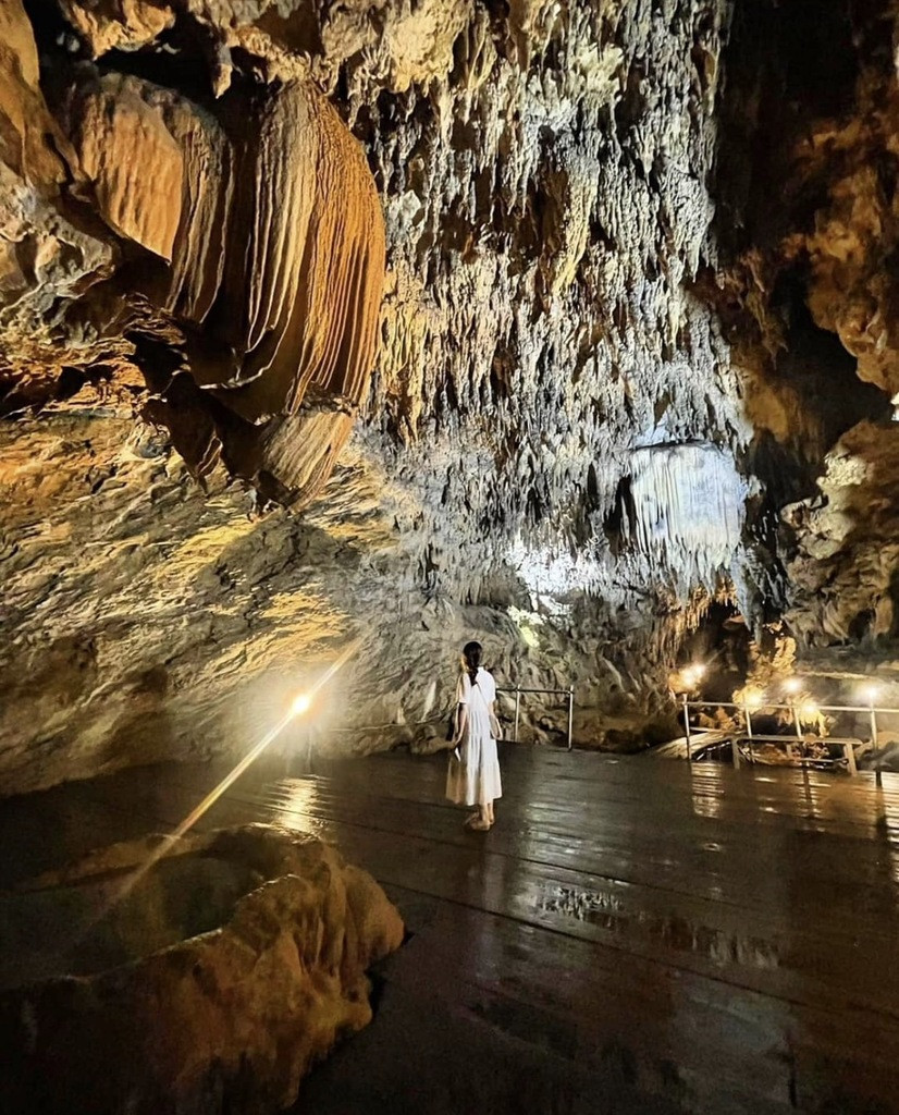 沖縄県の洞窟を探検するならパワースポット『CAVE OKINAWA』を満喫～