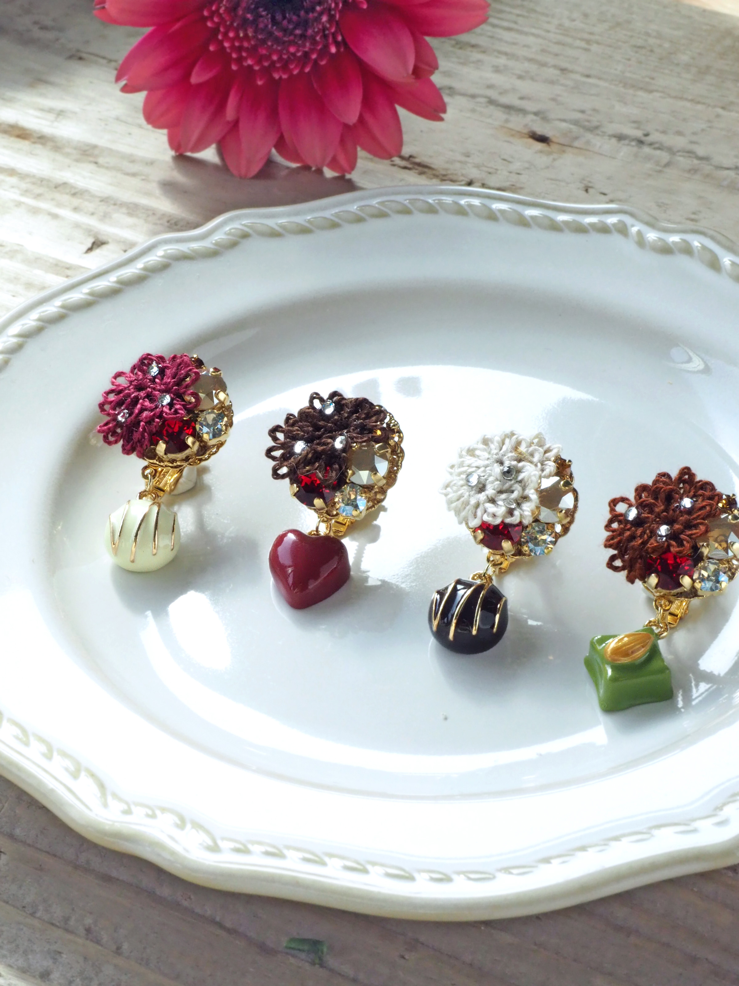 バレンタイン限定・チョコレートコスモス