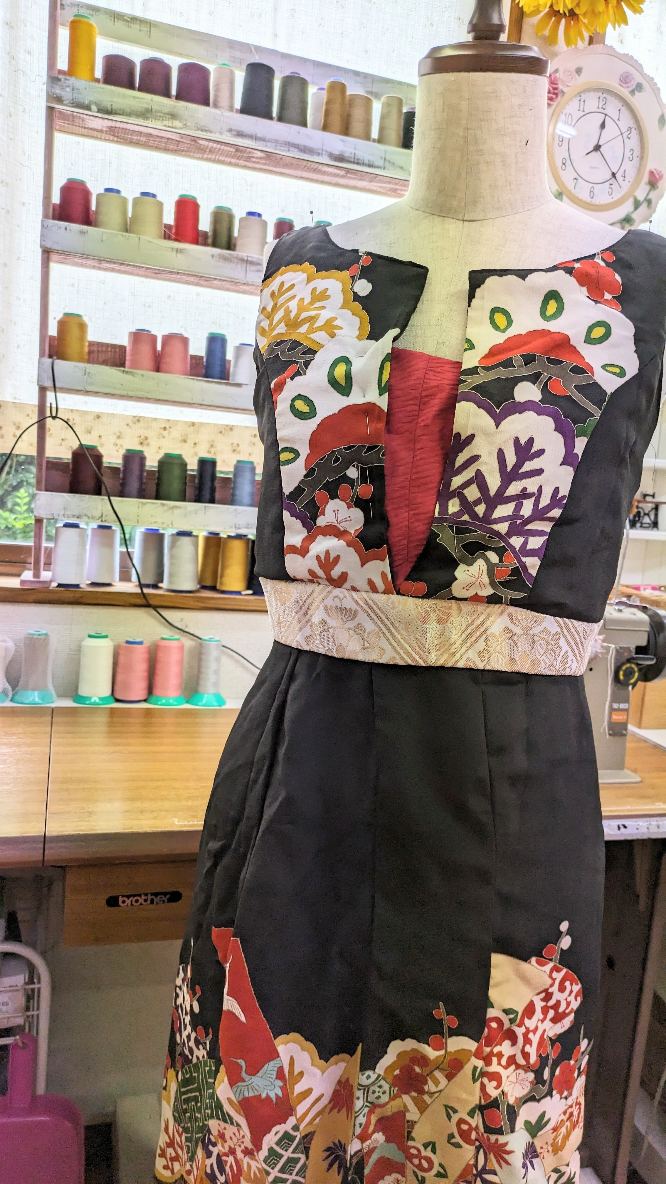 〜ステージ衣装〜着物ドレスお直しをしています