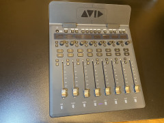 Avid S1 プロが認める世界最高峰ハイエンド・コンソール