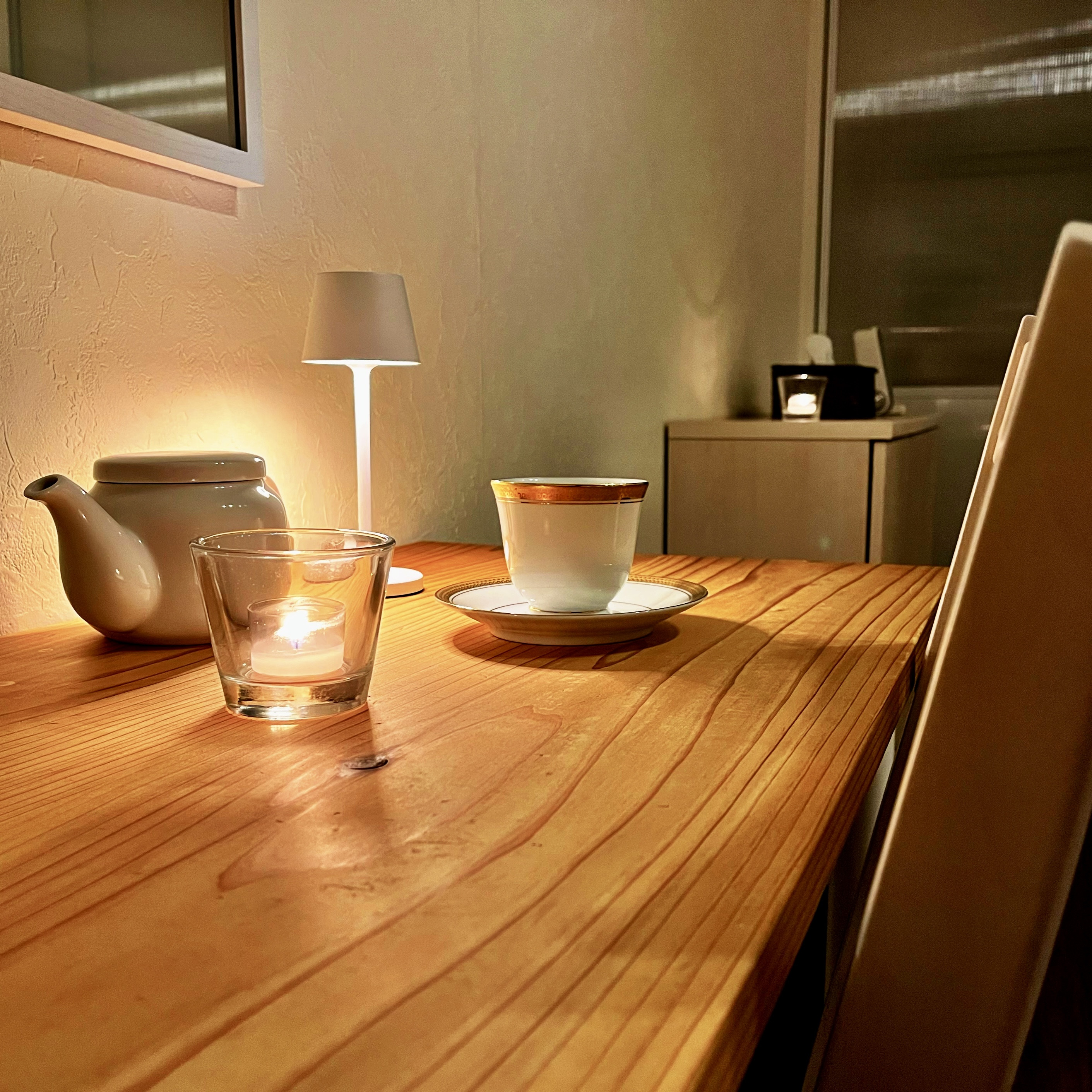 自覚症状がないストレスの蓄積にご注意を。4月も通常営業です♪