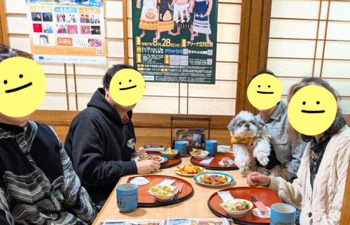 お客様お2人&うにちゃん16歳、お誕生日おめでとうございます٩(๑′∀ ‵๑)۶•*¨*•.¸¸♪