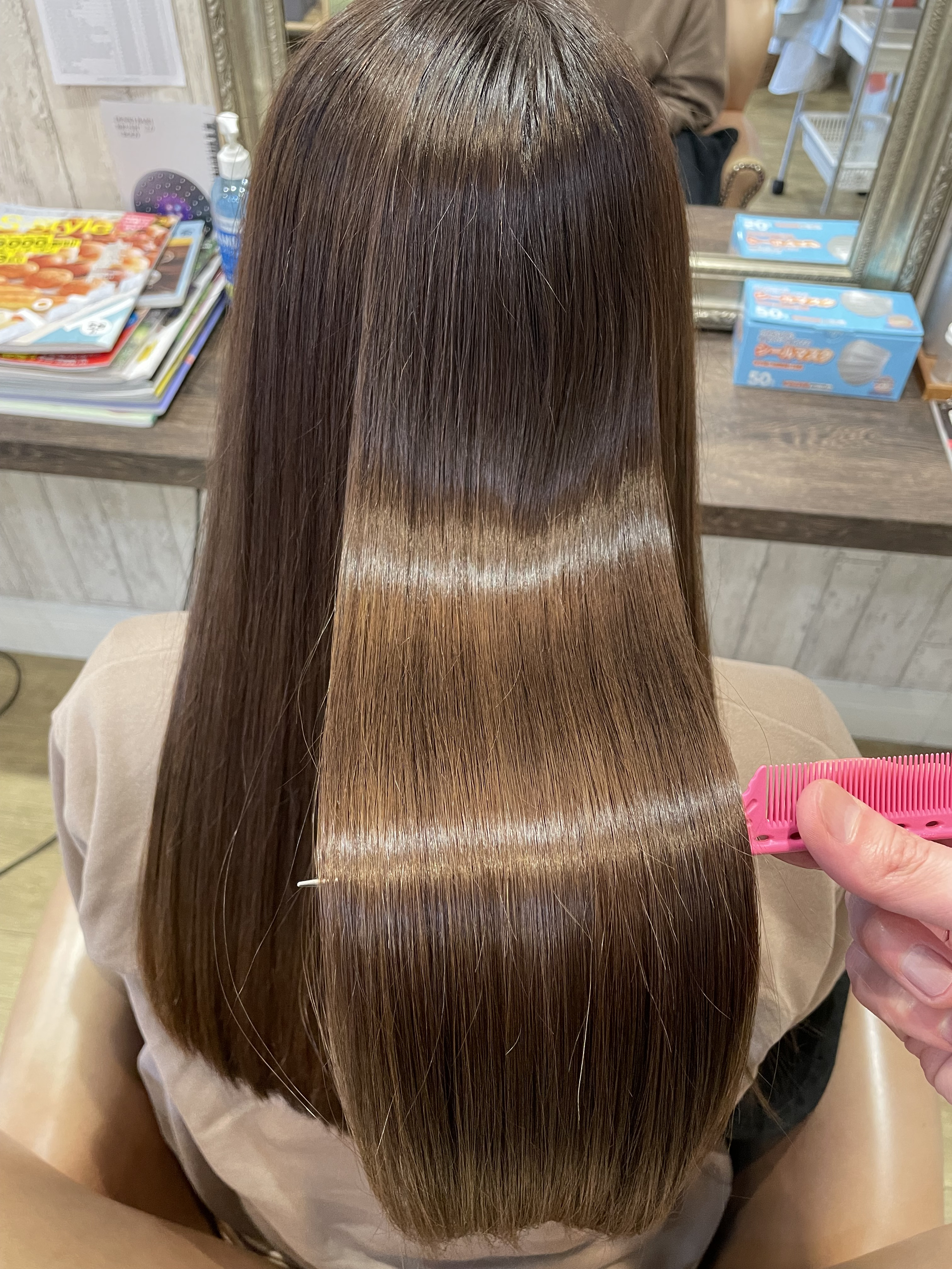 【湿気・うねり解消】骨格補正カット＋縮毛矯正＋トリートメント25000円⇒21000円