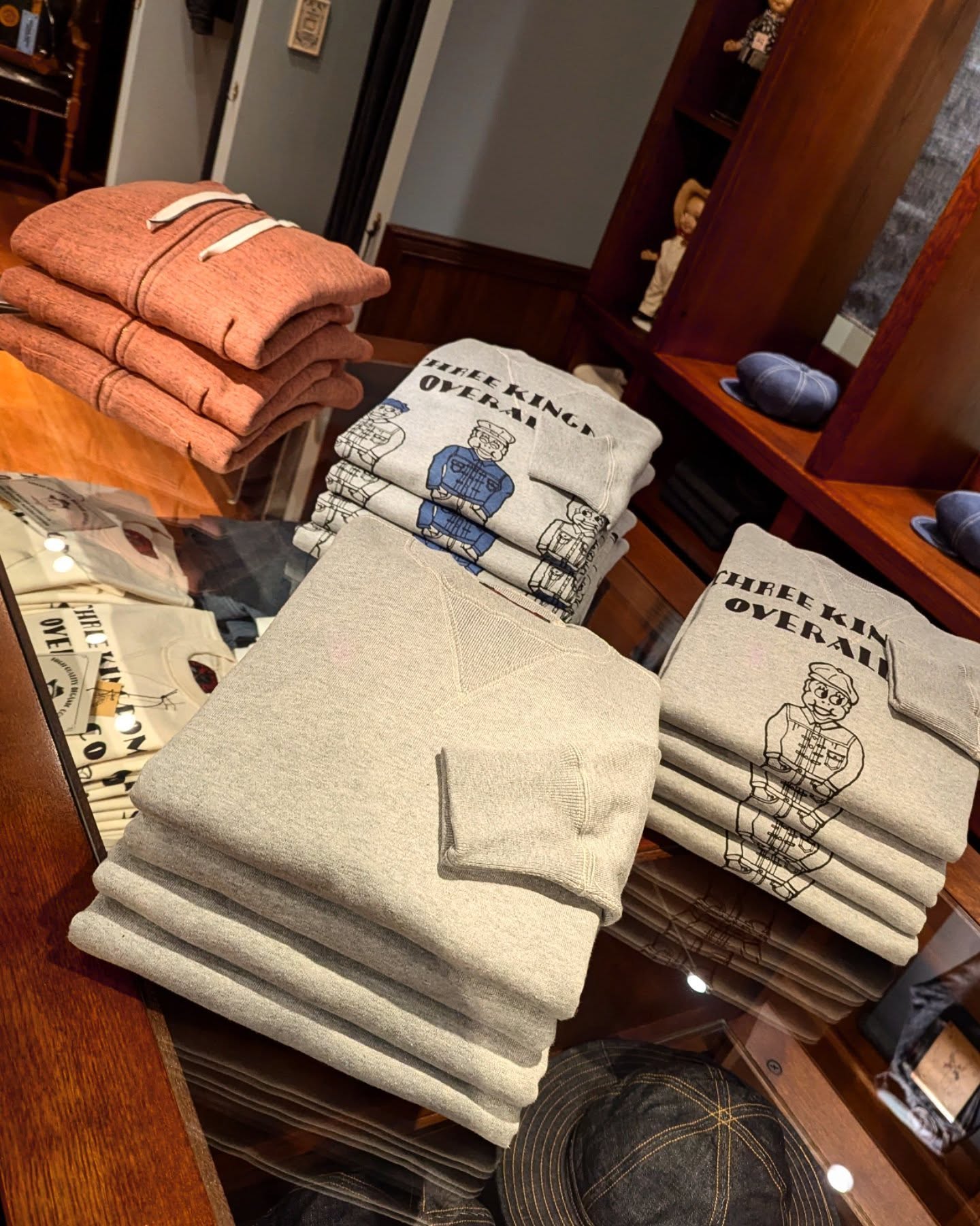 ヘビーウェイト吊り編みスウェット、パーカー各種入荷しております