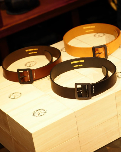 New Arrival📣📣📣ハンドソーイングヘビーデューティー栃木ベンズレザーベルトが入荷致しました👏👏👏。