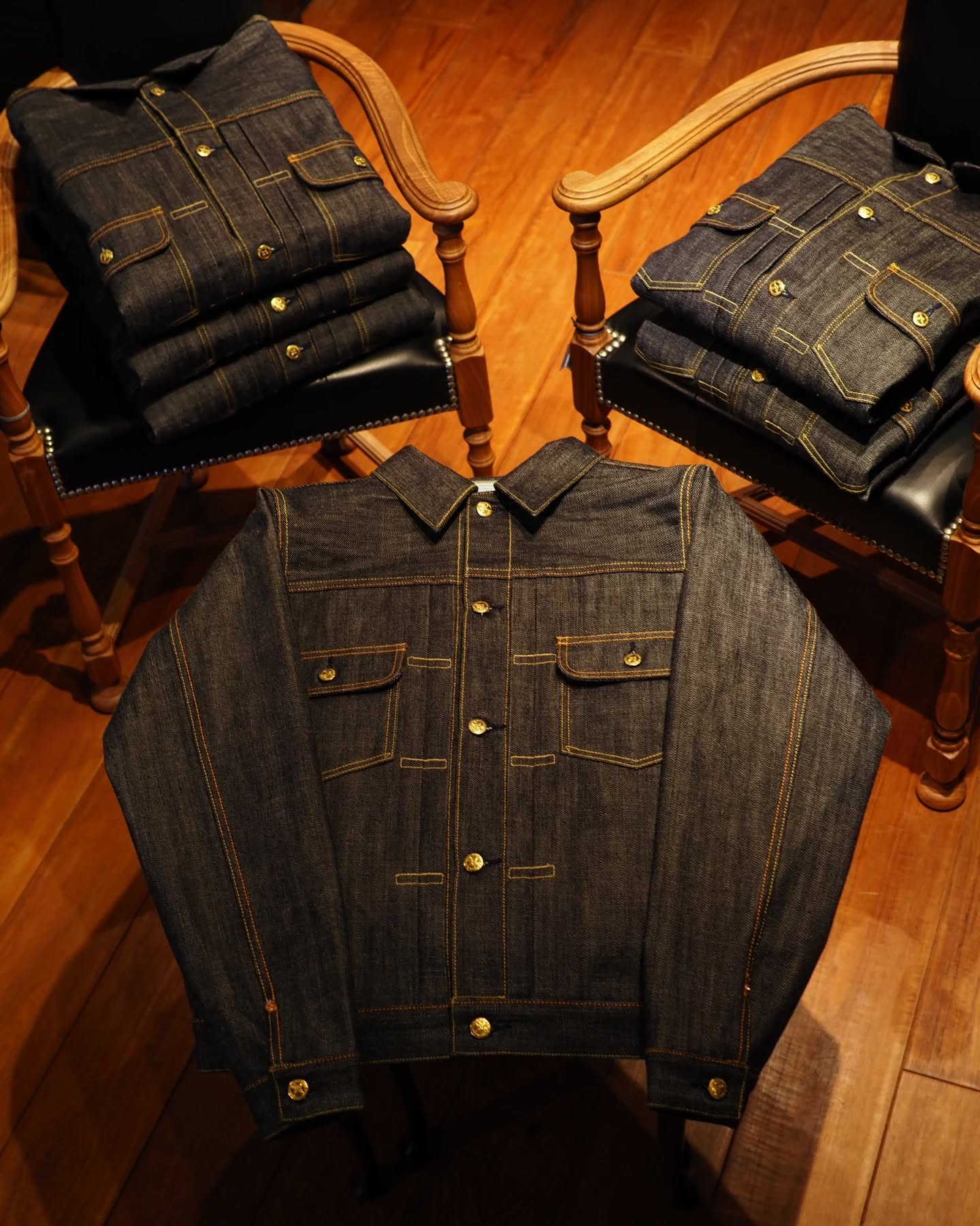 New Arrival📣📣📣 プレミアムTKシリーズ 天然藍染めセルビッチデニムクラシックタイプツーデニムジャケットTK992C2入荷致しました👏👏👏。