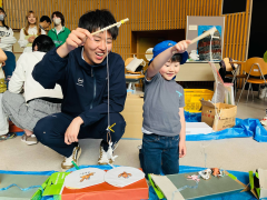 ザリガニ釣り、楽しい！