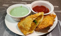 サモサ(野菜)　Samosa(Vegetable)(1Pcs)/(2Pcs)