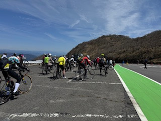 上っても、上っても、坂道