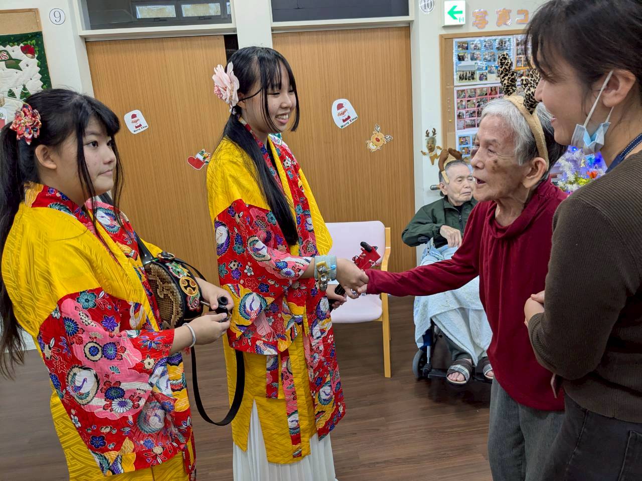 クリスマス忘年会　上勢頭