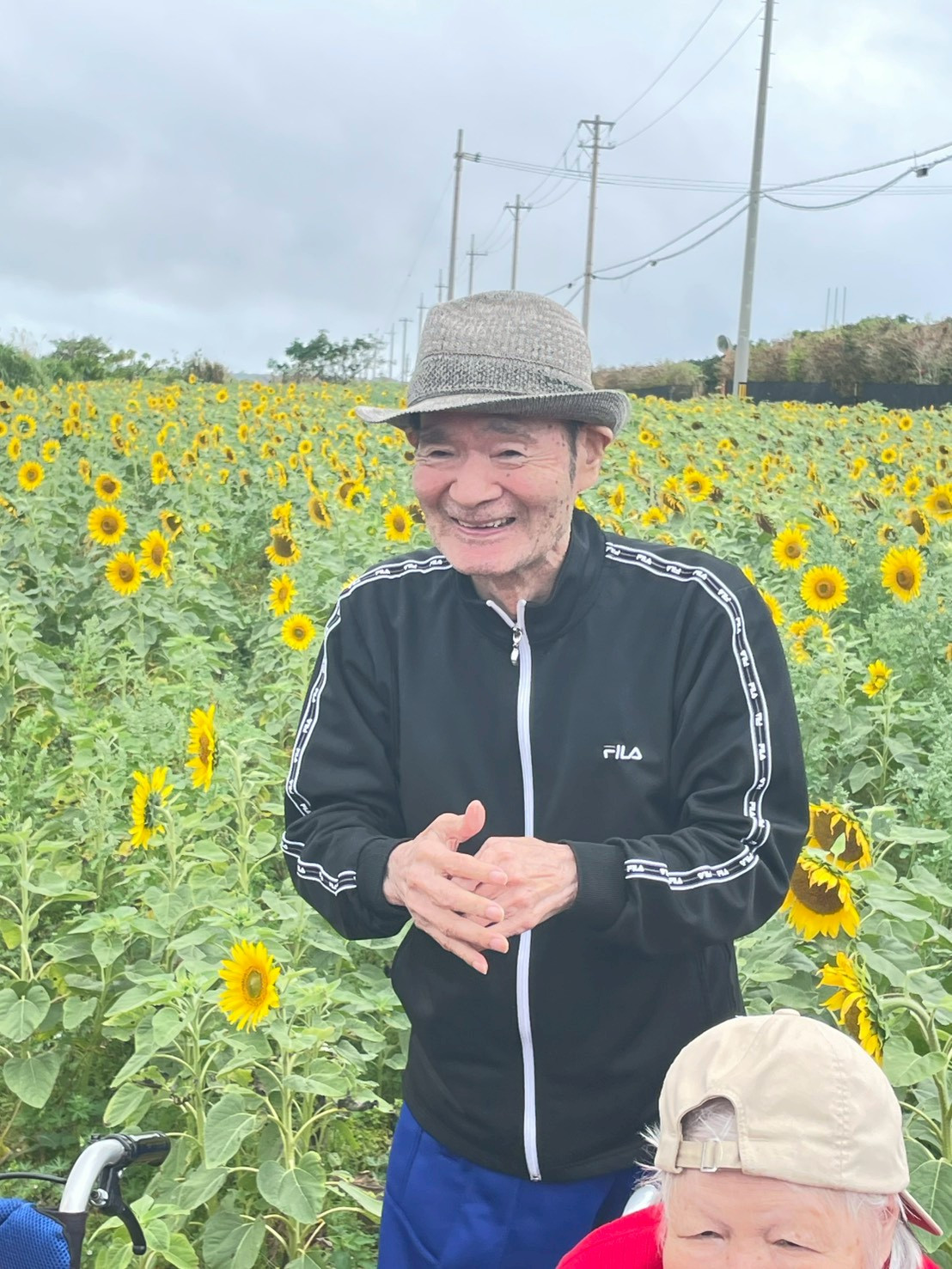 R8.4.1　上勢頭　伊計島ひまわり見学