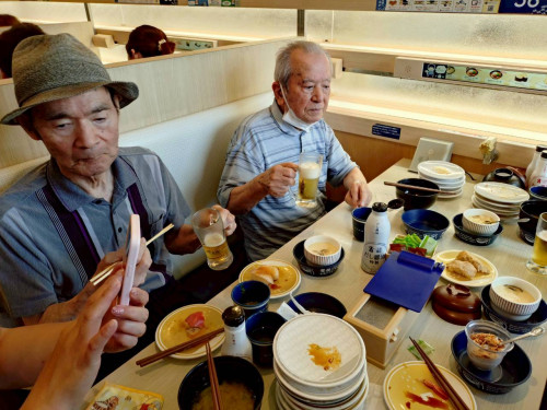 4LINE_ALBUM_はま寿司にて父の日会🍣_260702_14.jpg