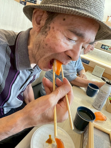 7LINE_ALBUM_はま寿司にて父の日会🍣_260702_7.jpg