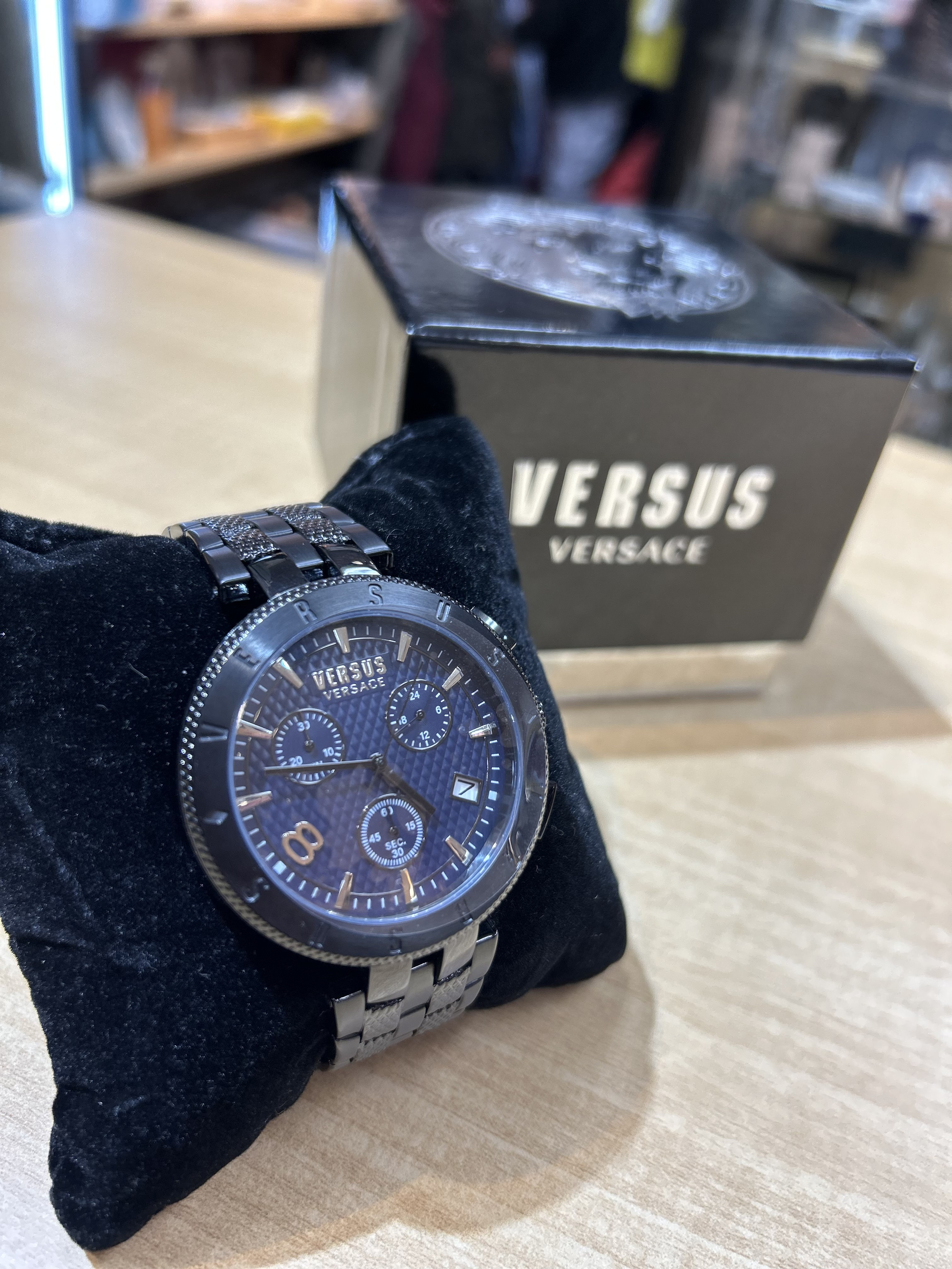 VERSUS VERSACE クオーツをお買取致しました⌚️わがままビンテージ🌟