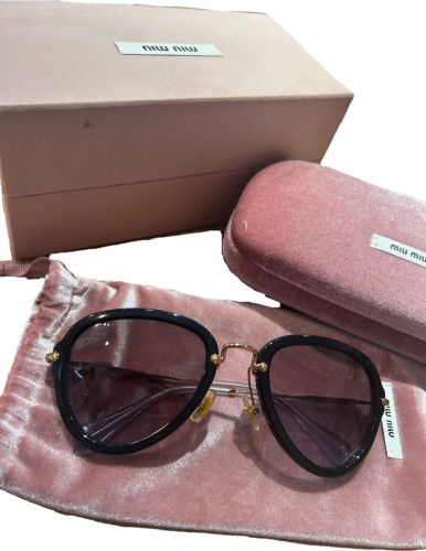miumiuサングラス買取致しました✨🩷　ウエストヴィレッジ梅屋敷店