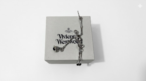 Vivienne Westwoodピアスお買取いたしました☠️わがままビンテージ雑色店🫧