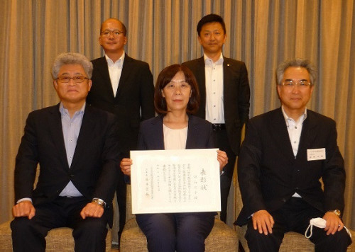 01関山社長04使う.jpg