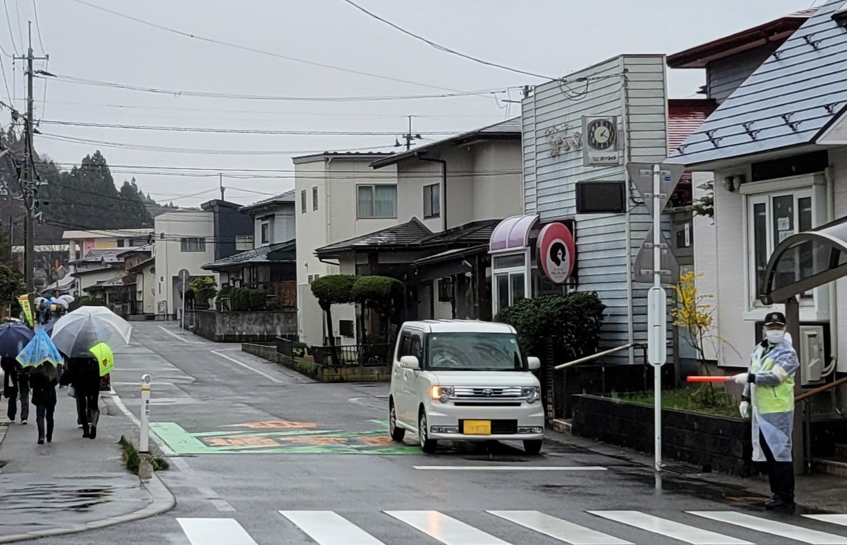 登校指導⑥ - 編集済み.jpg