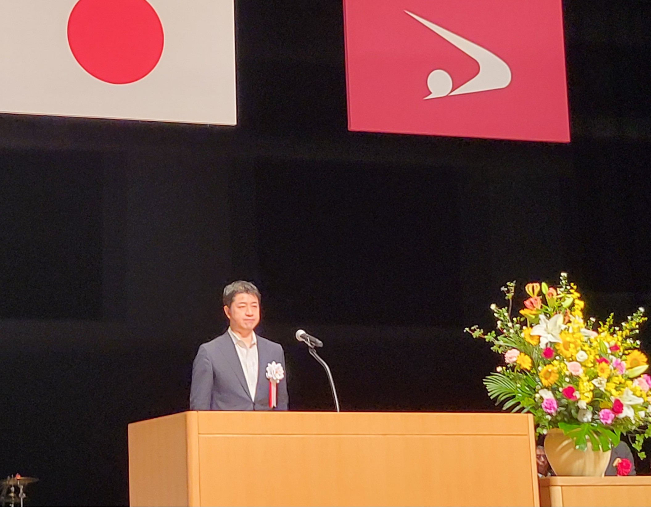 ４あいさつ重成本部長.jpg