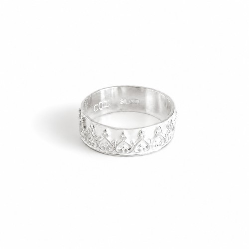 Tiara Ring