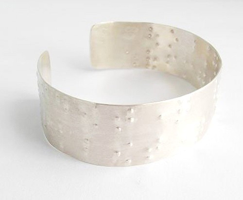 Barrier-Free Bangle A