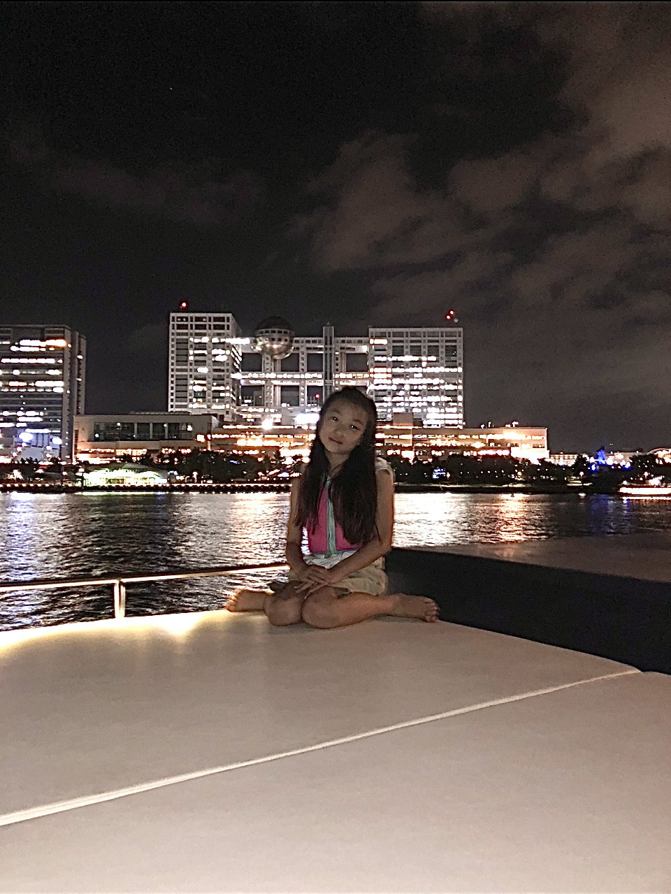 Chilling out at Odaiba Beach🤙🏻