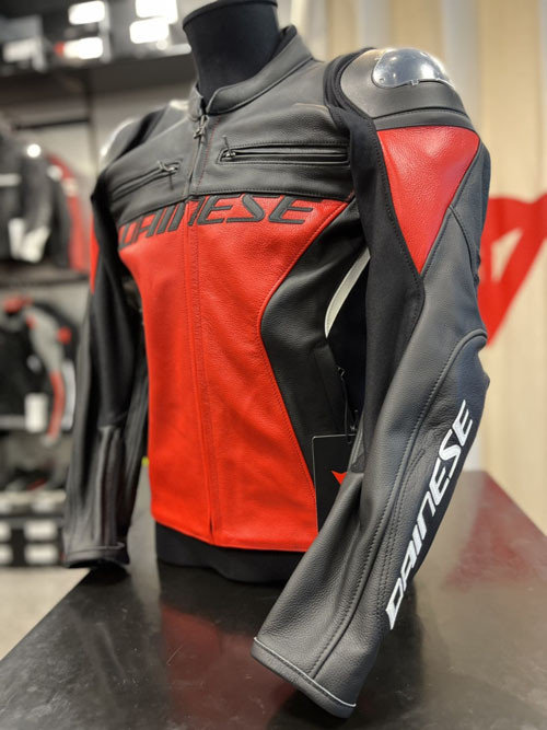 DAINESE PRO SHOP 名古屋 -ダイネーゼ- - 人気レーシングレザー