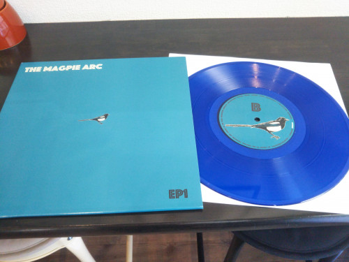 マーティン・シンプソンとナンシー・カーの新しいバンド、The Magpie Arcのデビュー10インチ『Ep1』が届きました。