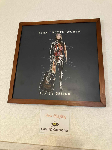 スコットランドの女性ギタリスト、ジェン・バターワースの新作が届きました。